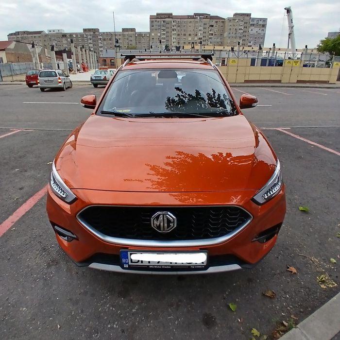 Autoturism MG ZS motor 1,5 benzină manual