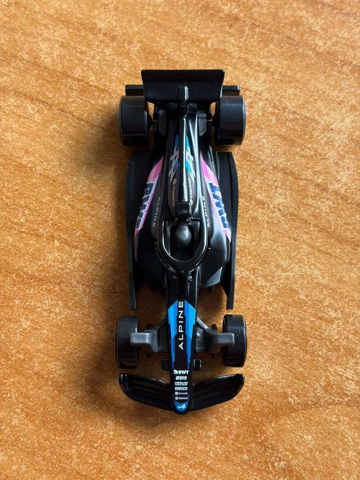 Колекционерска Формула 1 количка Alpine от HotWheels сезон 24/25