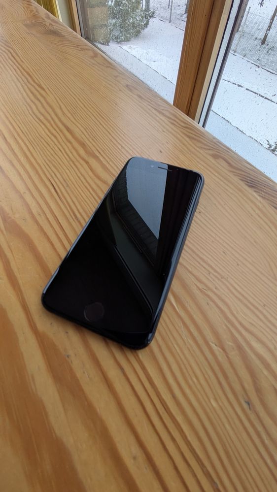 Apple iPhone SE 2020