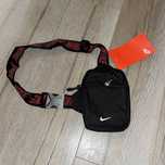 НОВА! Nike чантичка!
