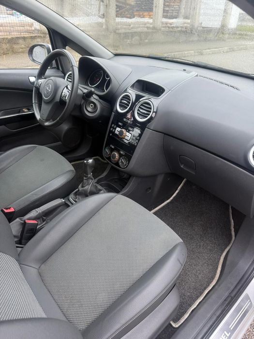 Opel Corsa D 1.4