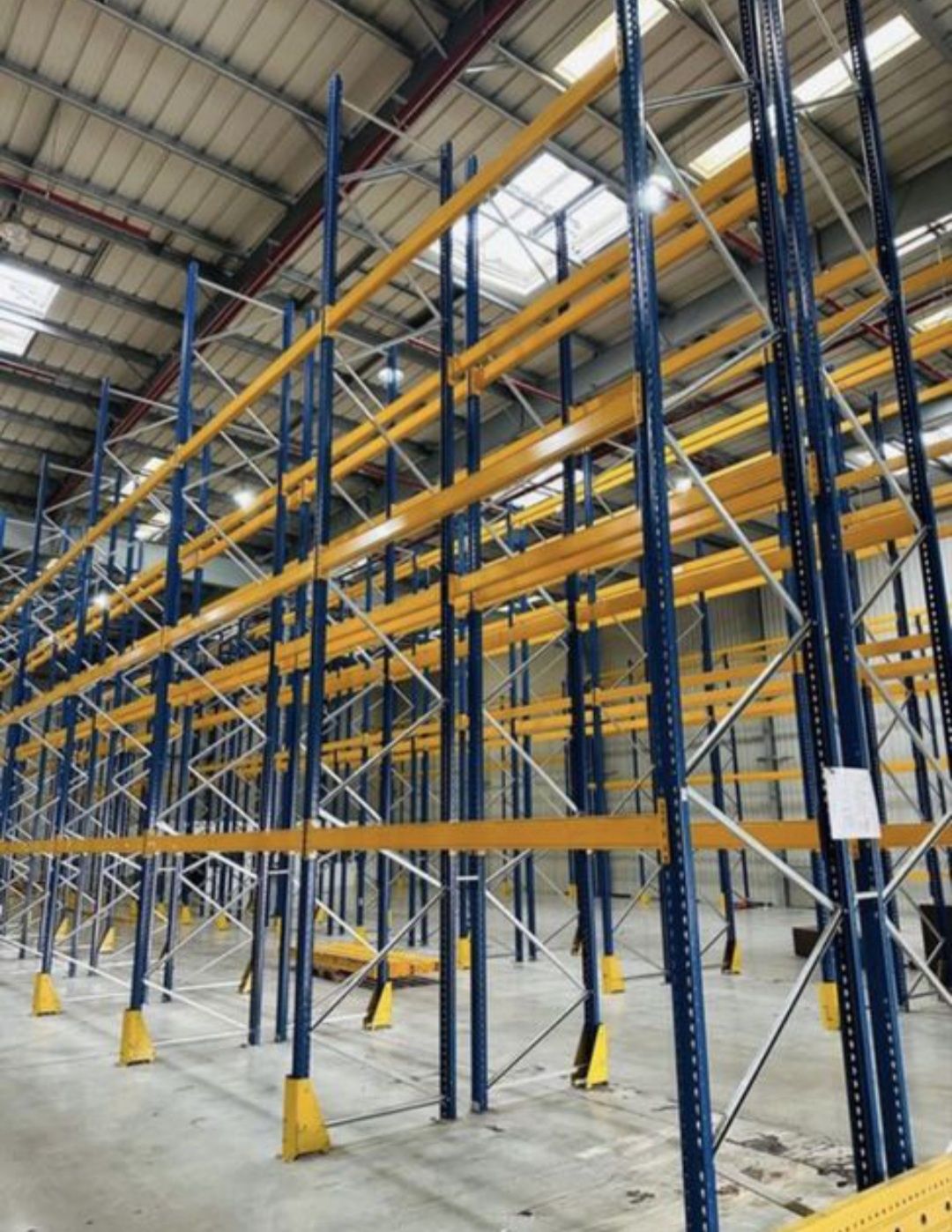 Rafturi metalice profesionale