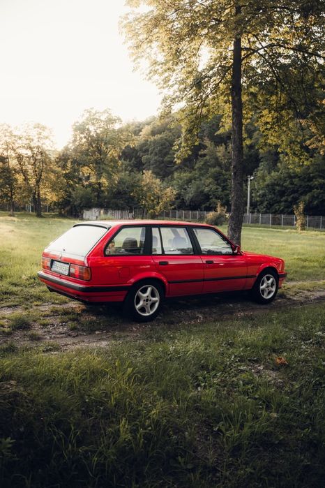 BMW seria 3 E30 Touring 318is 1990