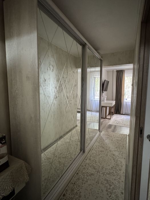 Продам шкаф купе