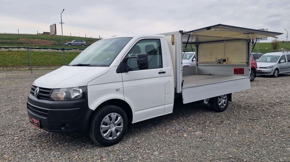 Volkswagen transporter facelift, pickup , 2.0 tdi, 102 cp, manual, ,  Euro 5, 305.000 km, cruise control, A/C,  10/2013.(serie 2014)