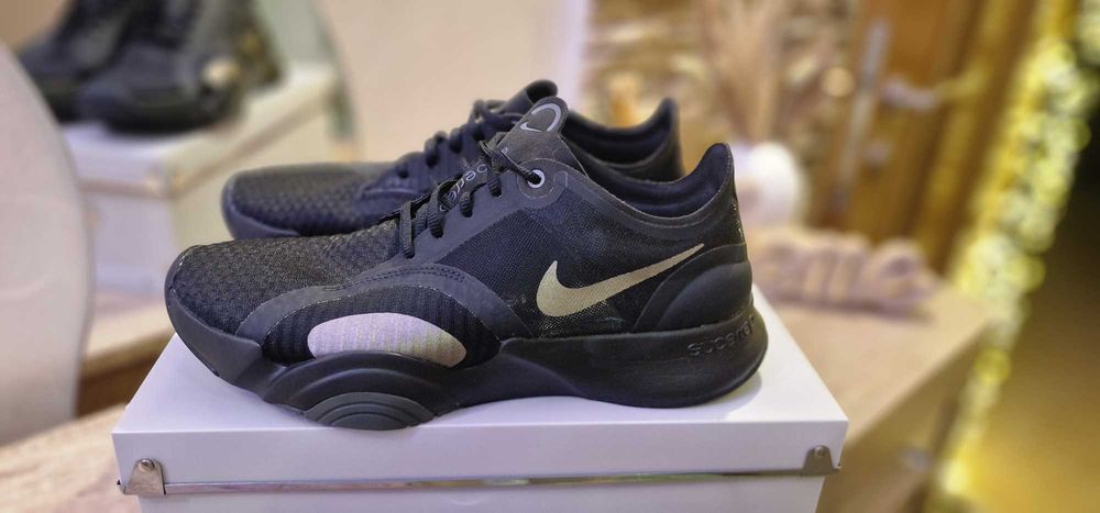 Дамски маратонки Nike Super Rep