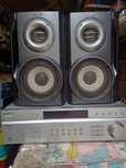 Vind pereche boxe si amplificator Sony