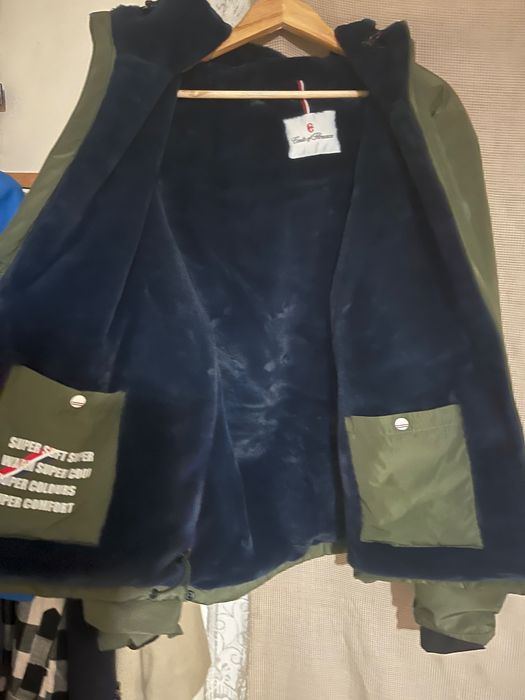 Haine de Barbato (pluze ,pantalón etc..)