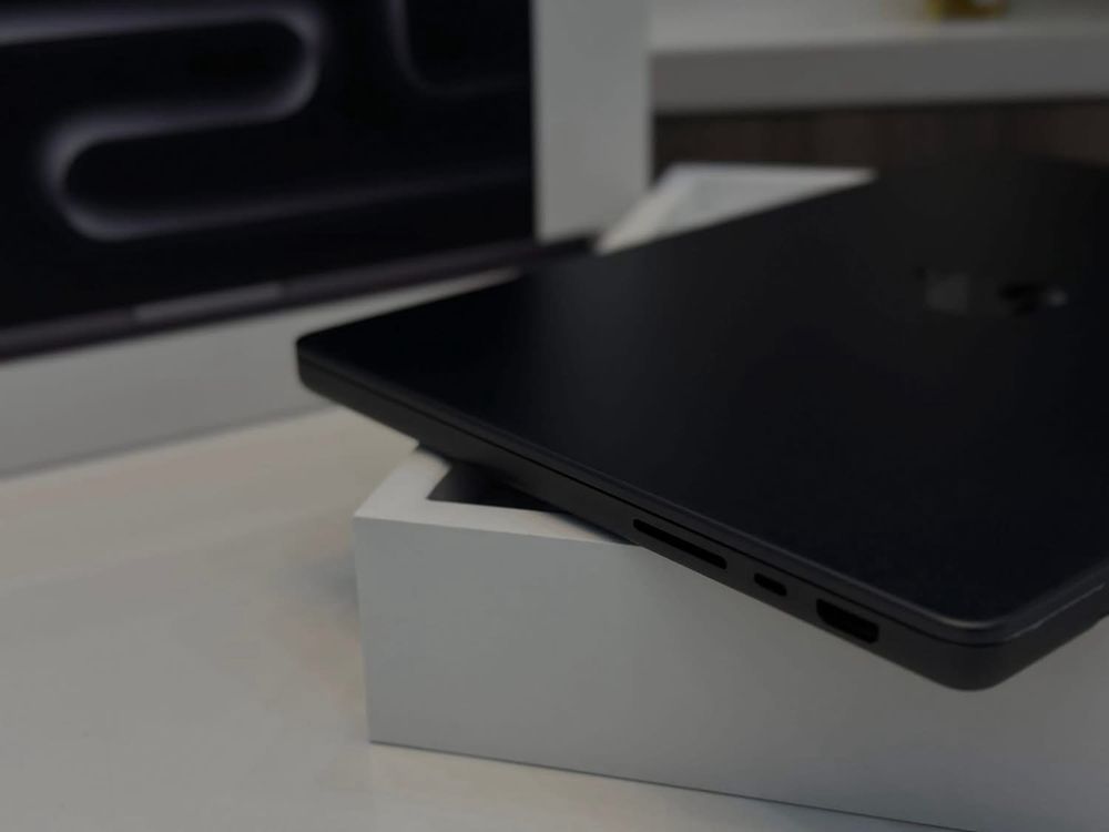 MacBook Pro M4chip 16/512Gb 14inch 7cycle
