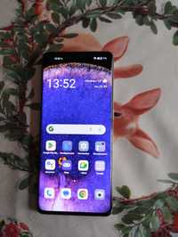 Телефон Oppo Find X5