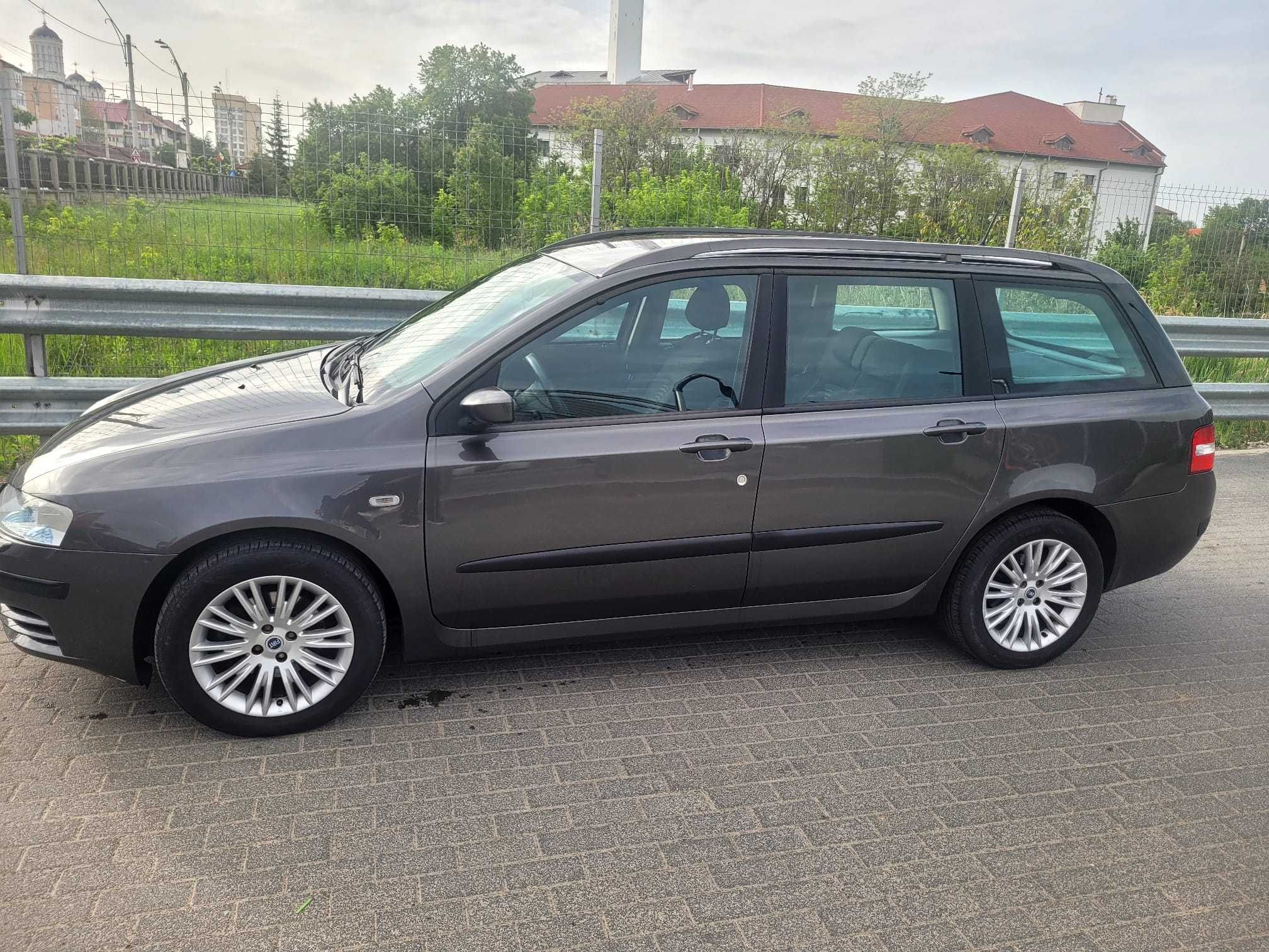 Vand Fiat  Stilo Mjet  1.9 16v  150 CP STARE EXCELENTA