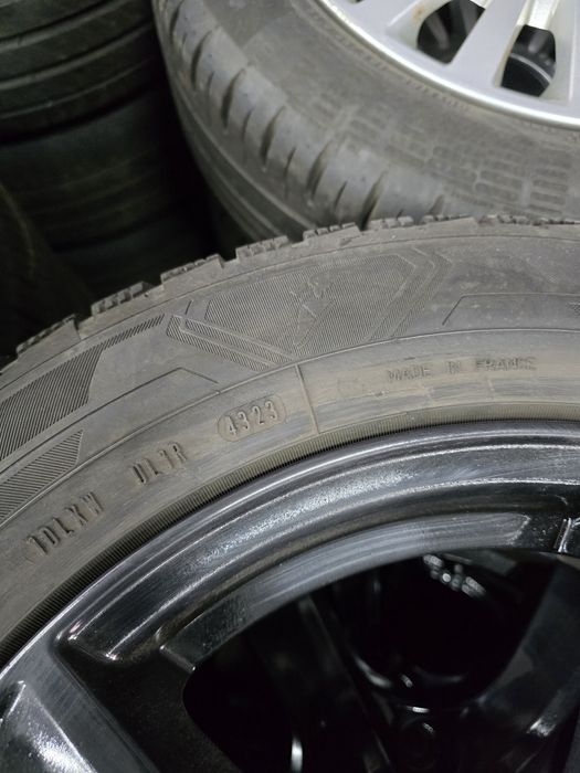 4 Броя 205/60/16 Goodyear 2x7mm 2x5,5mm 23dot