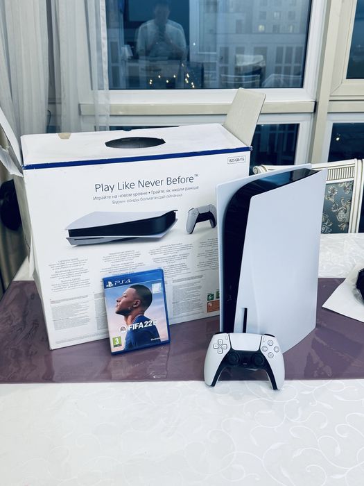 Playstation 5 825