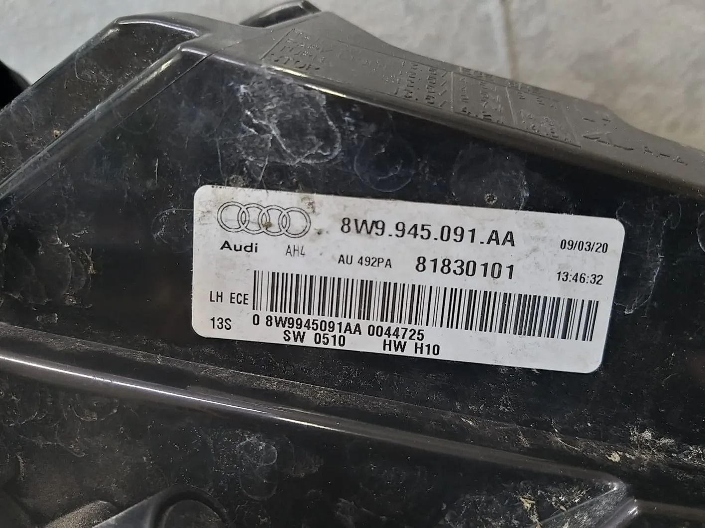 Stop tripla lampa stanga led aripa audi a4 b9 8w break 8w9945091aa 81830101