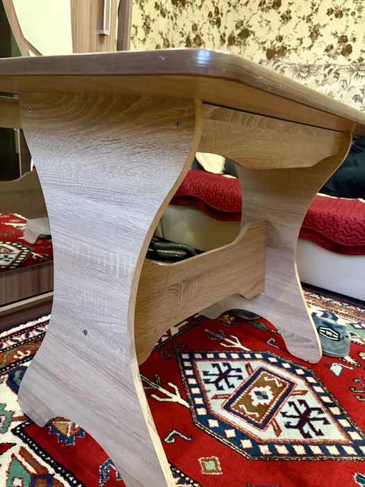 Кухонный стол б/у