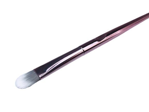 Pensula fard de ochi Wet N Wild