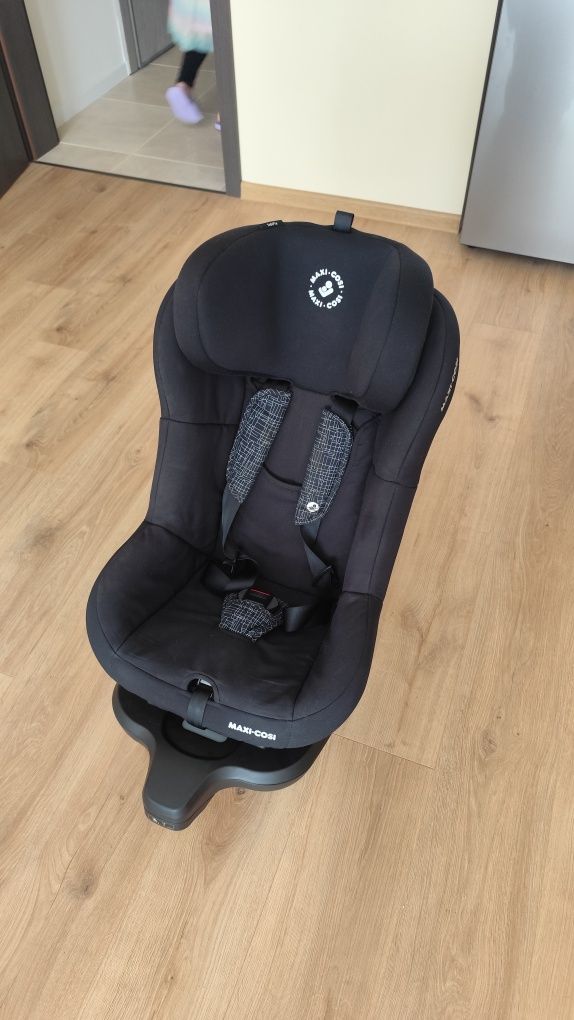 Maxi Cosi TobiFix 9-18 кг