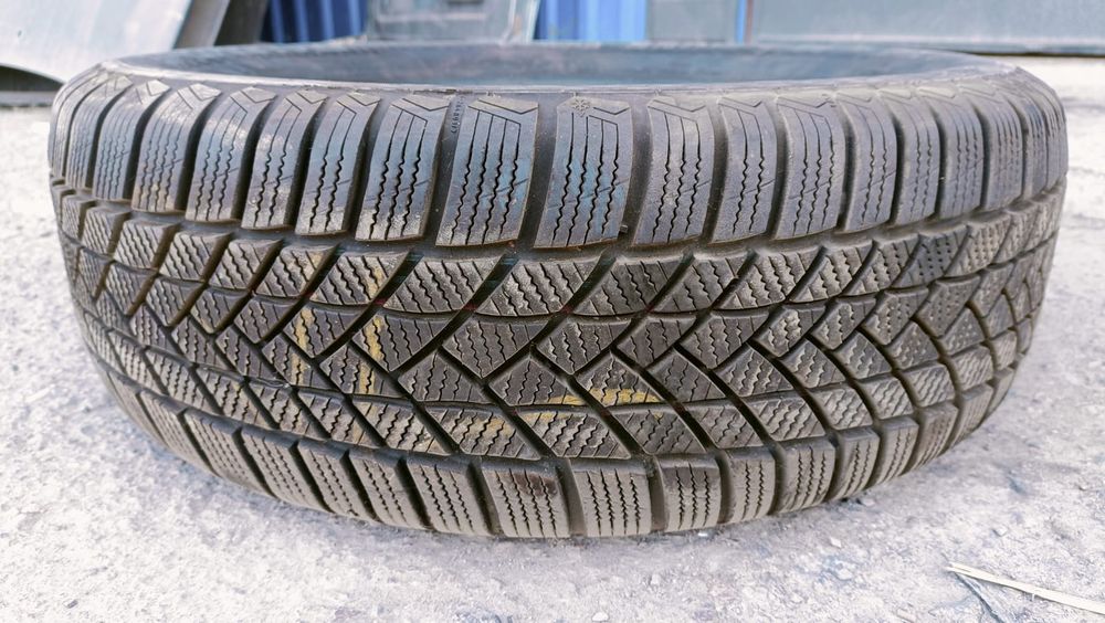 Зимние шины продается