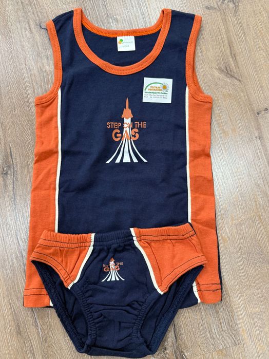 Детски дрехи и бельо