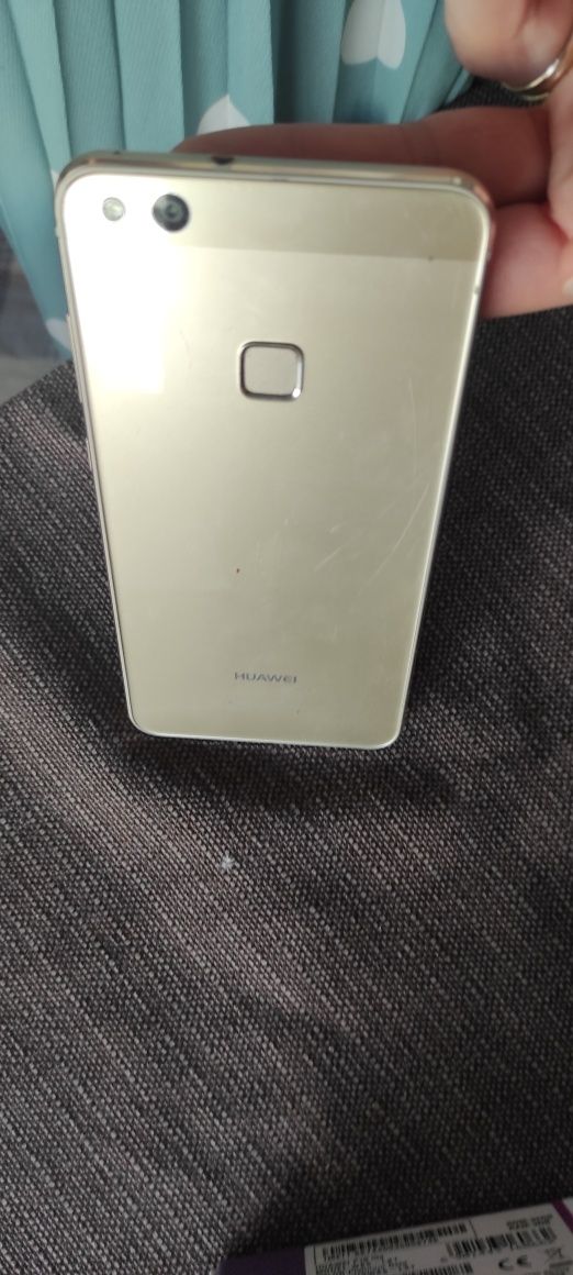 Huawei p10 lite работещ
