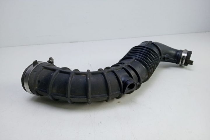 Furtun admisie aer  Turbo   8200500384 Nissan Qashqai prima generatie