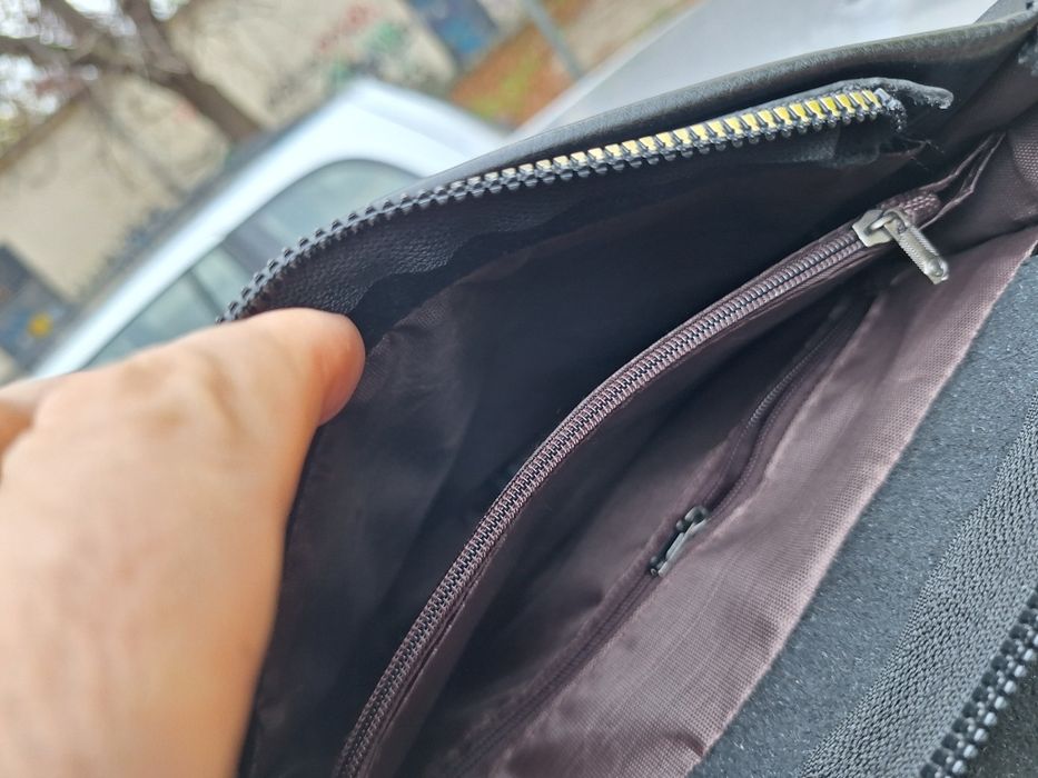 Продавам чисто нова кожена чанта POLO
