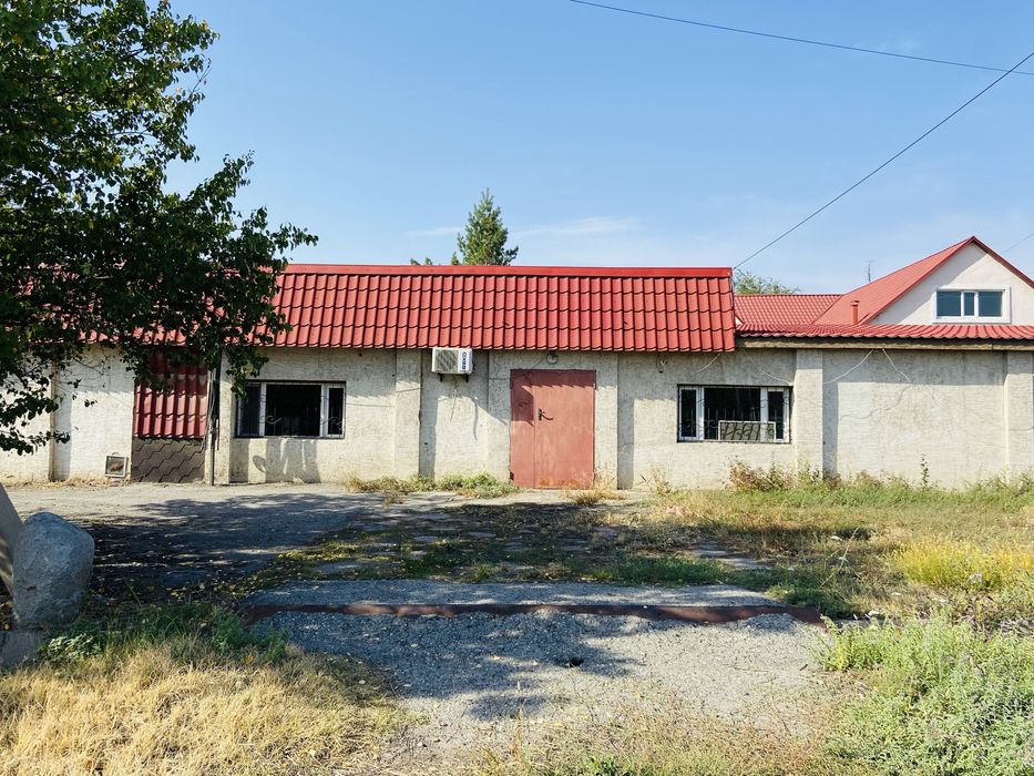 Сдаётся помещение в аренду — 100 м²