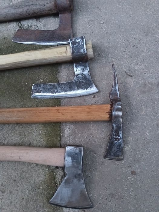 Barda topor topor gheață