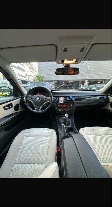 BMW Seria 3 E90 - 2.0 Diesel, 143 CP, Manuală, Negru