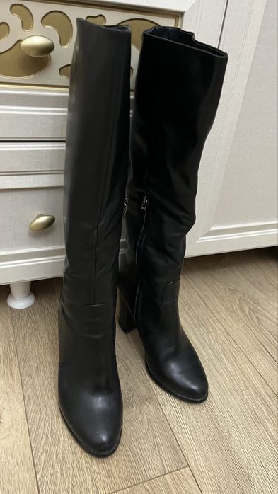 Сапоги женские кожанные