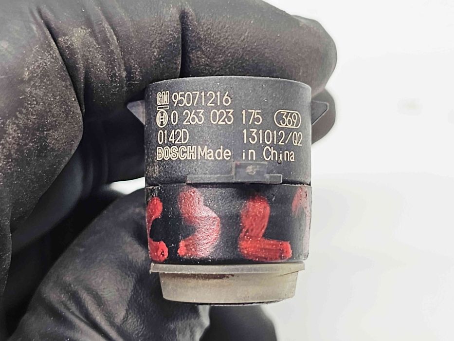 Senzor parcare Chevrolet Cruze (J300) [Fabr 2010-2016] 95071216