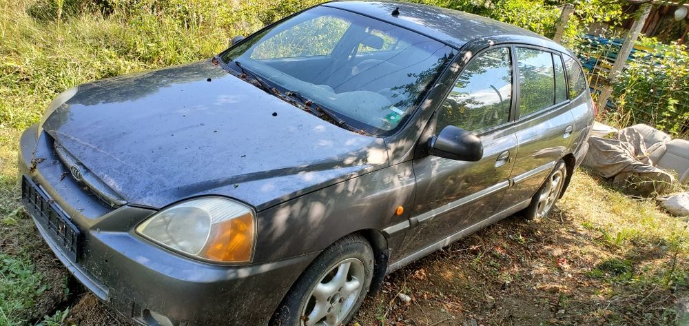 Продава се KIA RIO Газ/Бензин на части