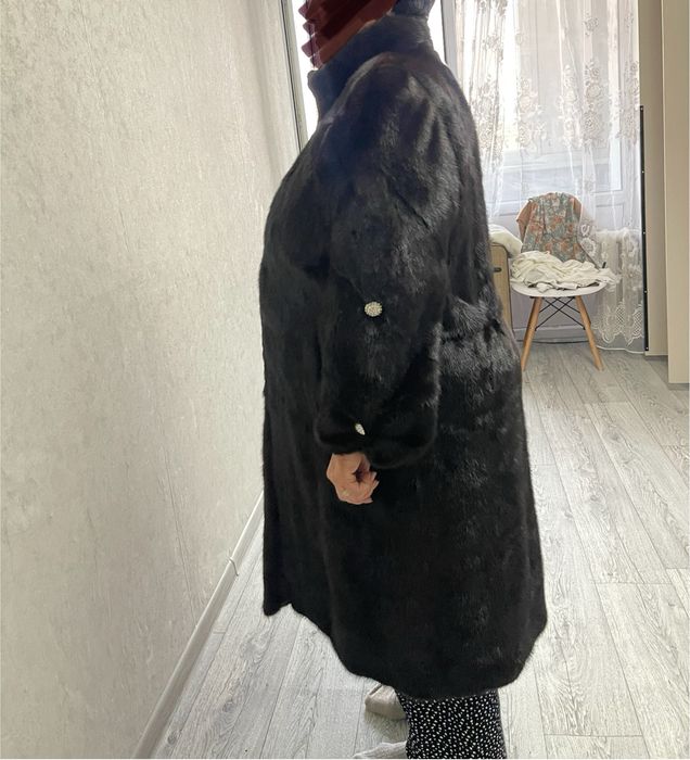 Продам норковую шубу