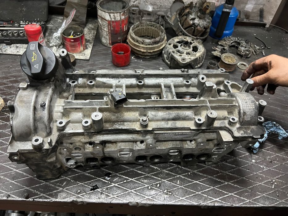 Dezmembrez motor mercedes cod 642, 273000km, chiulasa, baie, pompa apa
