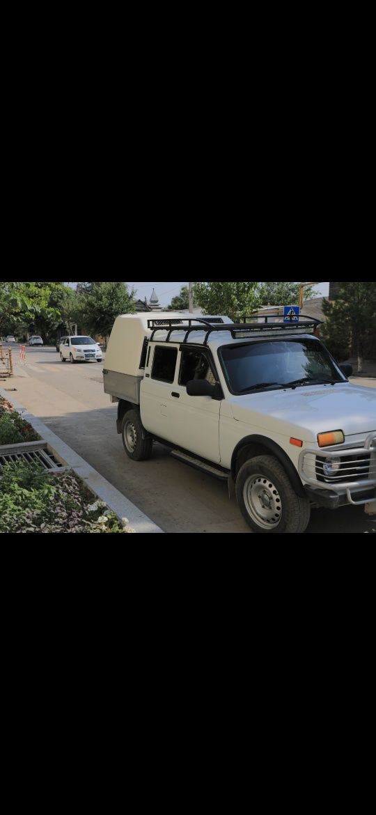 Niva 4x4 Lada Vis Pickup