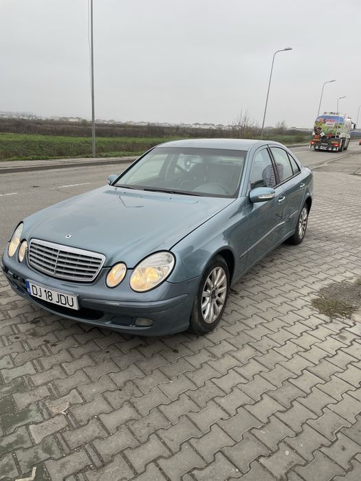 Mercedes e class usor avariat 2.2diesel