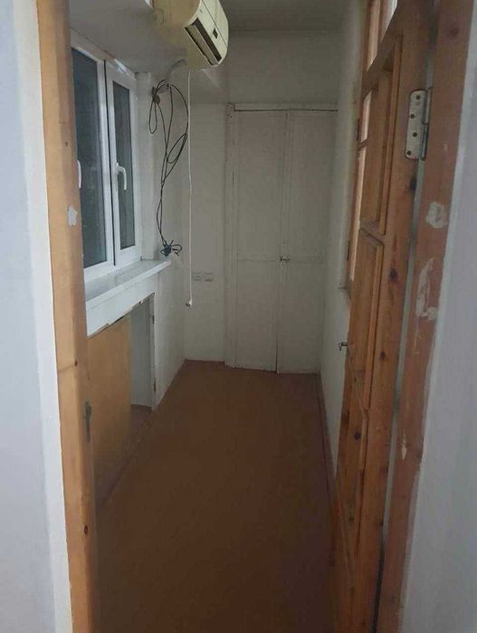 Ц4, Продается галерейном доме 1 коинатная квартира, 3й этаж