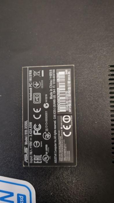 Laptop Asus X550L