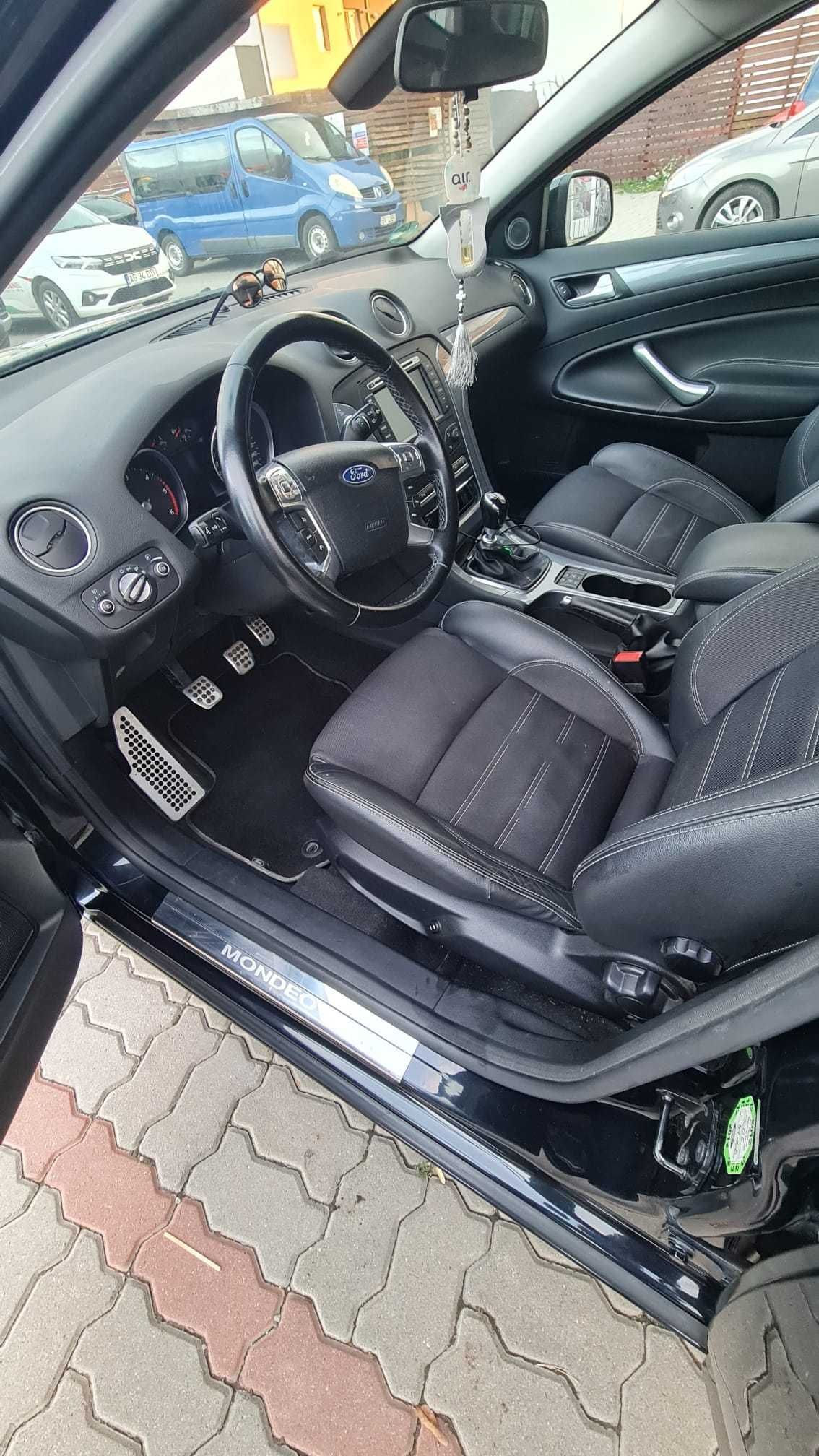 Ford Mondeo 1.6 TDCi Break Facelift-Navi, Senzori fata-spate, p. Sport
