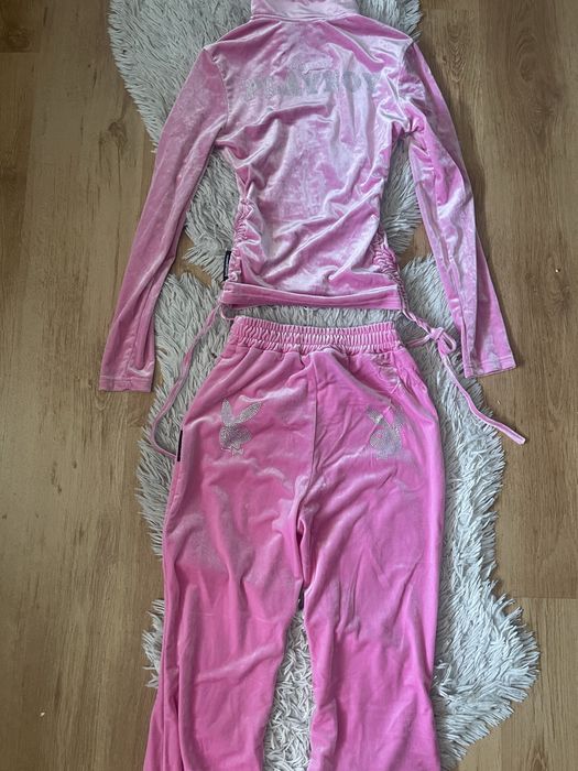 Trening playboy catifea