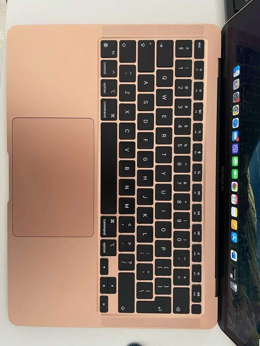 Macbook Air 13,3" Rose Gold