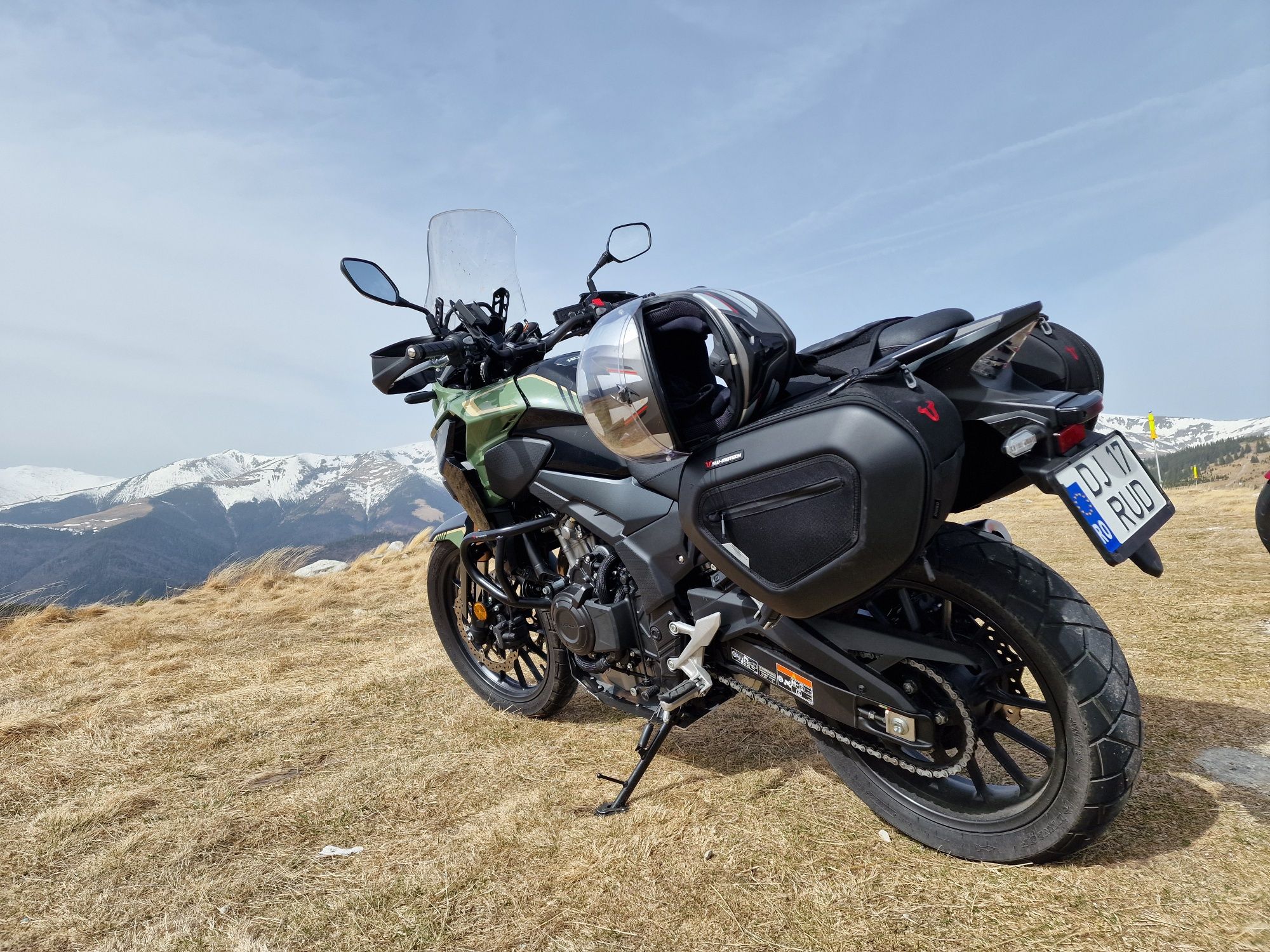 Vând Honda CB500X