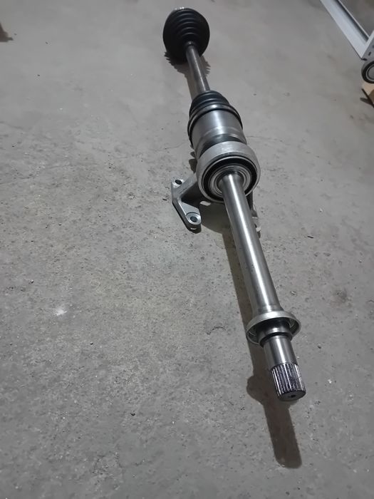 Полуоска за Honda CRV 3 2.0 2.4
