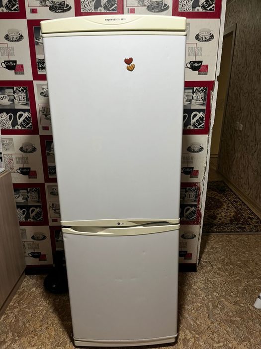 Продам холодильник.