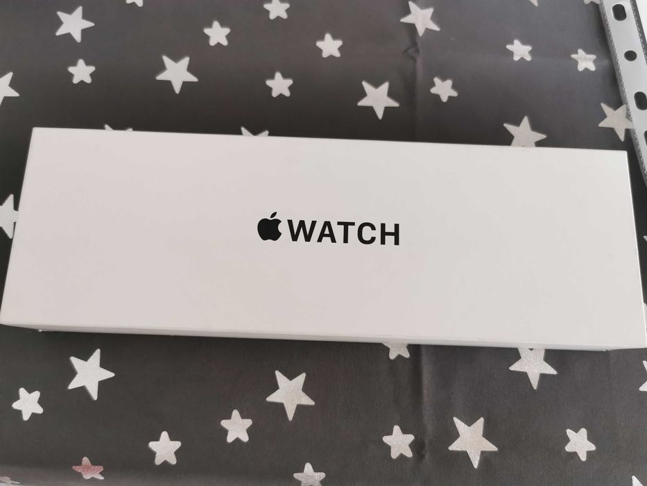 Apple Watch SE 2 2024 40mm Midnight Sport Band GPS