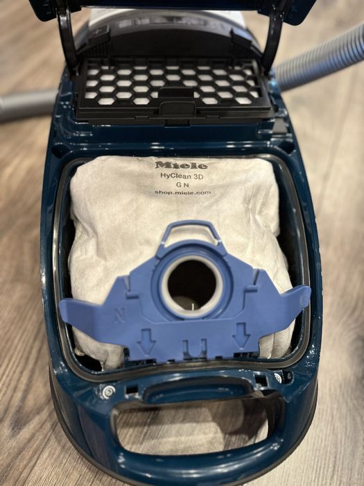 Miele Complete C3 Series 120 PowerLine