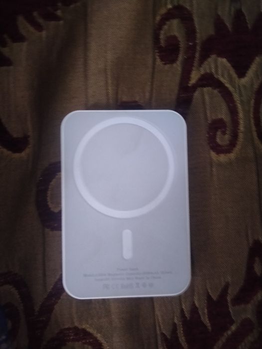 Айфонски зарядка