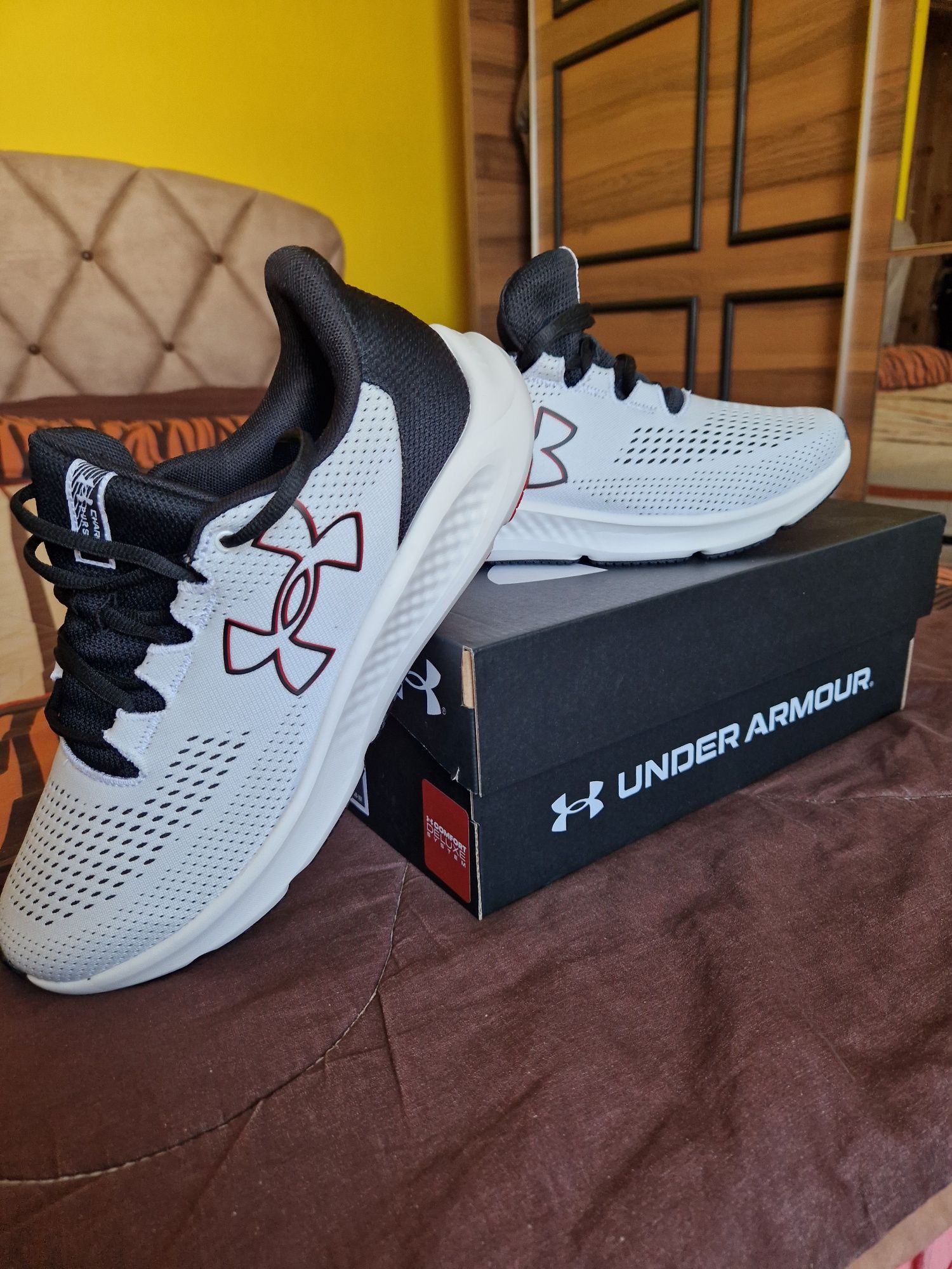 Маратонки на марката Under armour