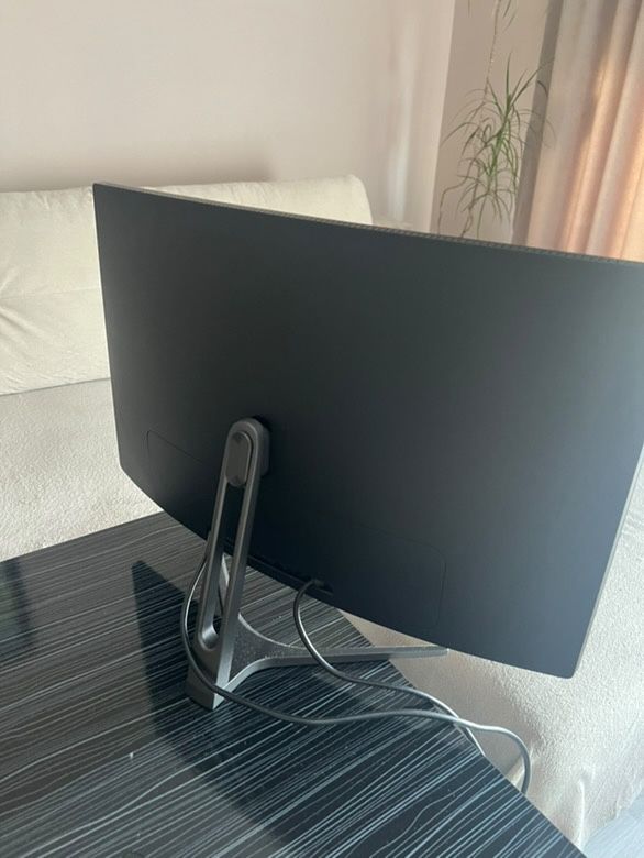 Геймърски Монитор MSI Optix G241VS - 24