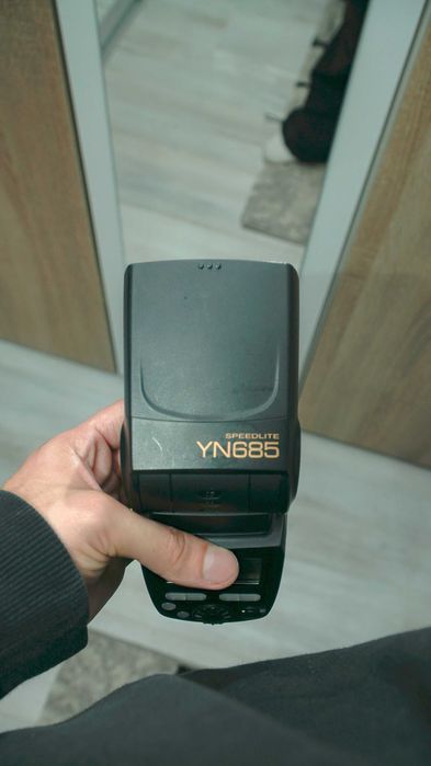 Blitz Youngnuo YN685 + Trigger Wireles Youngnuo YN622N (Montura Nikon)